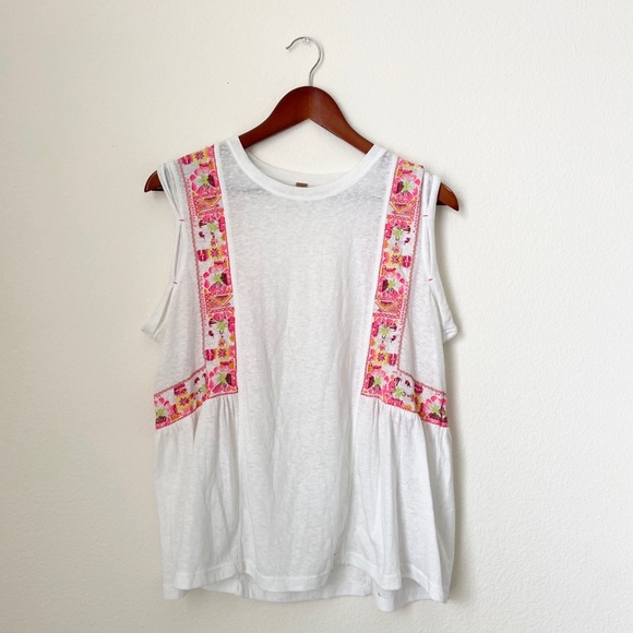 Free People Tops - Free People•Boho White Tank Top